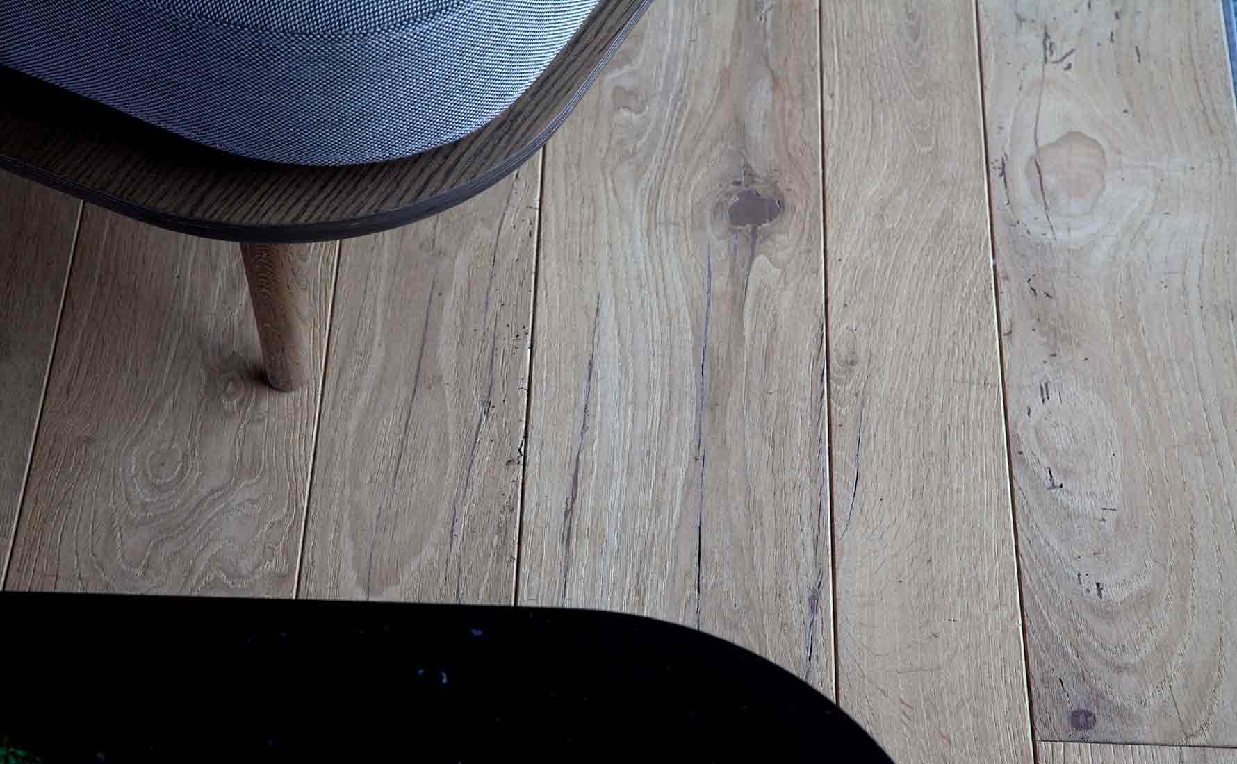 Dettaglio parquet abete di recupero collezione Bottega