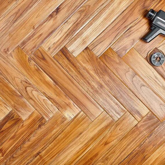 DELBASSO_collezione_bottega_parquet_teak_3_strati Dettaglio parquet teak 3 strati collezione Bottega